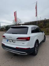 Audi Q7 45 TDI quattro tiptronic -3.0 V6 - Behindertengerechte Audi Q7