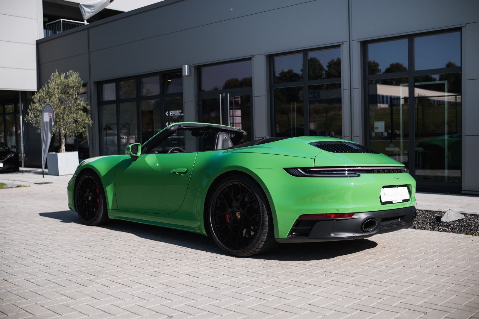 Fahrzeugabbildung Porsche 992/911 Carrera GTS-LED-Matrix-Sitzbelüftung-