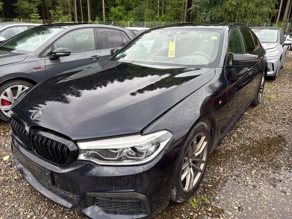 Image of BMW 530