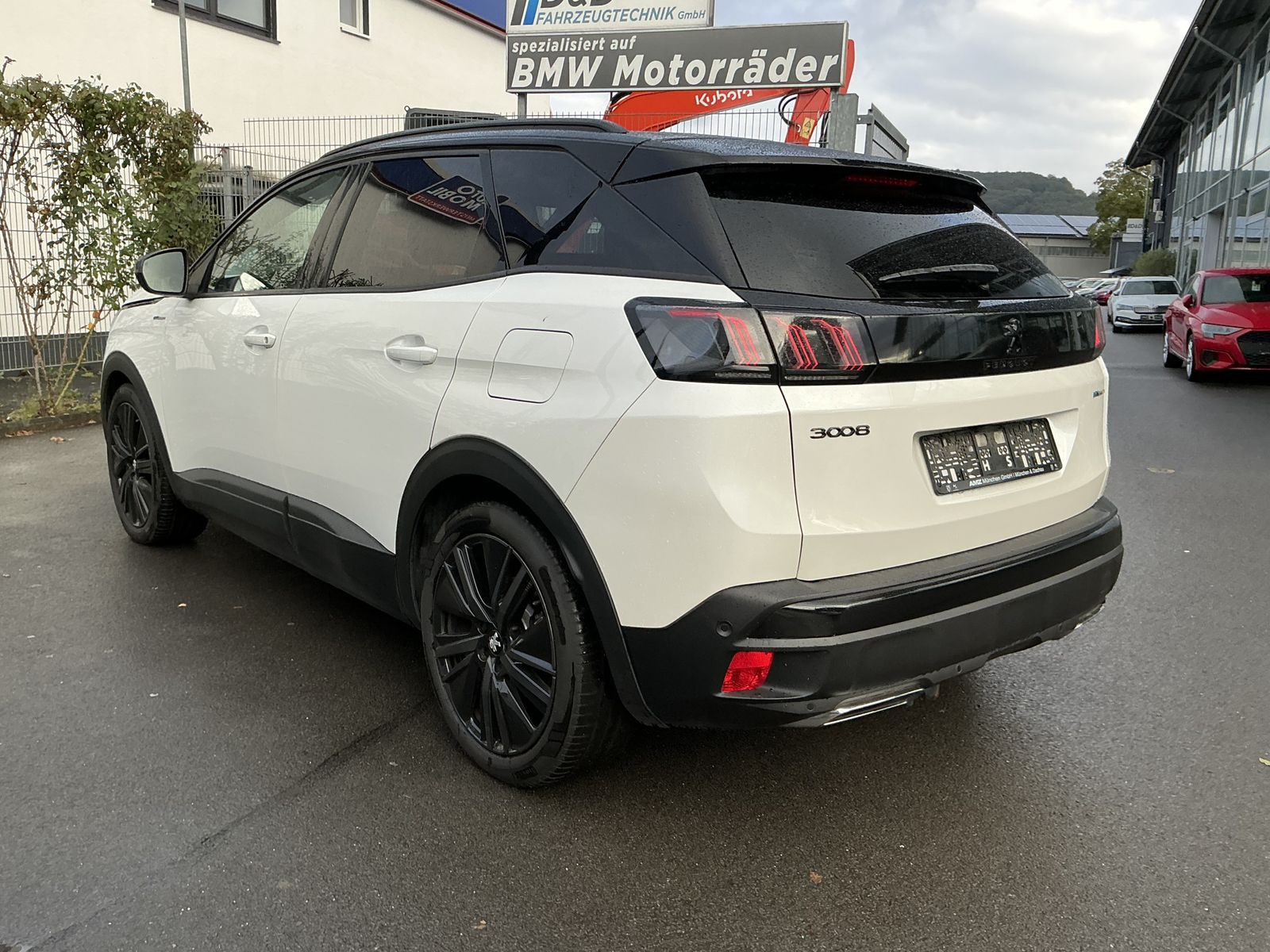 Peugeot 3008 Hybrid4 GT Keyless Leder R.Cam Pano ACC AHK imagem 2