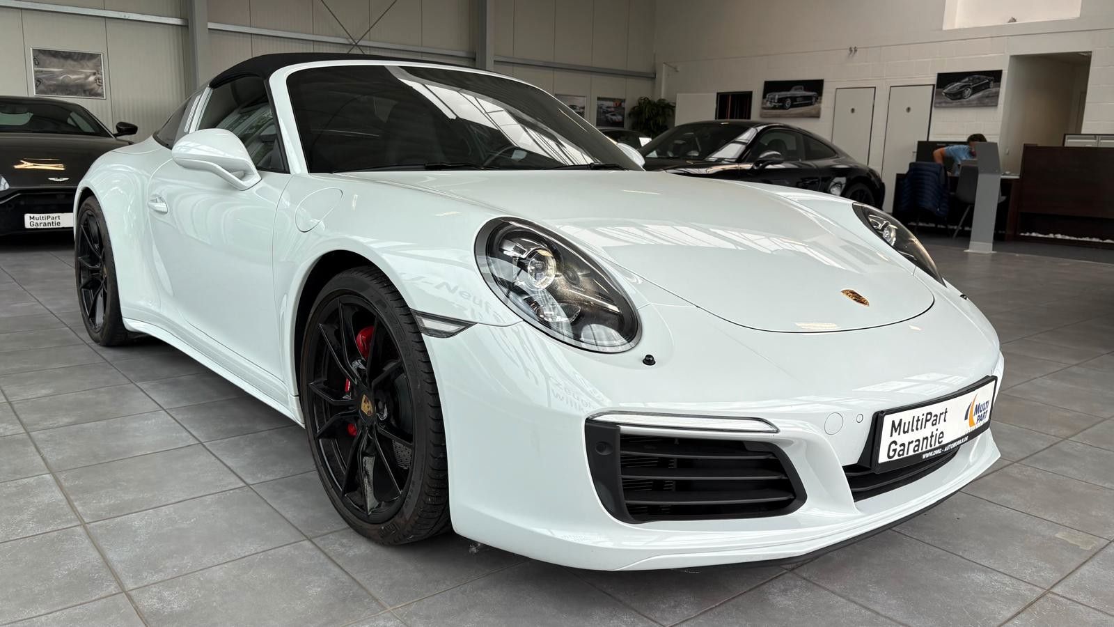 Fahrzeugabbildung Porsche 991/911 Targa 4 SAGA Sport Chrono