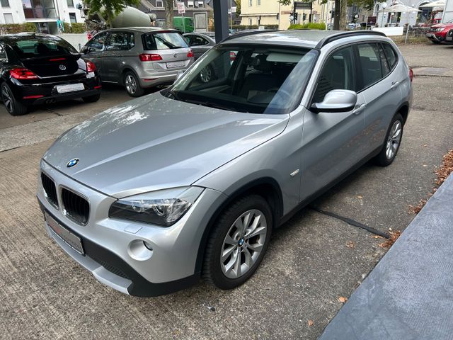 Fahrzeugabbildung BMW X1 +Xenon+LM Allwetter+Klima+NaviZB+BT+SHZ+