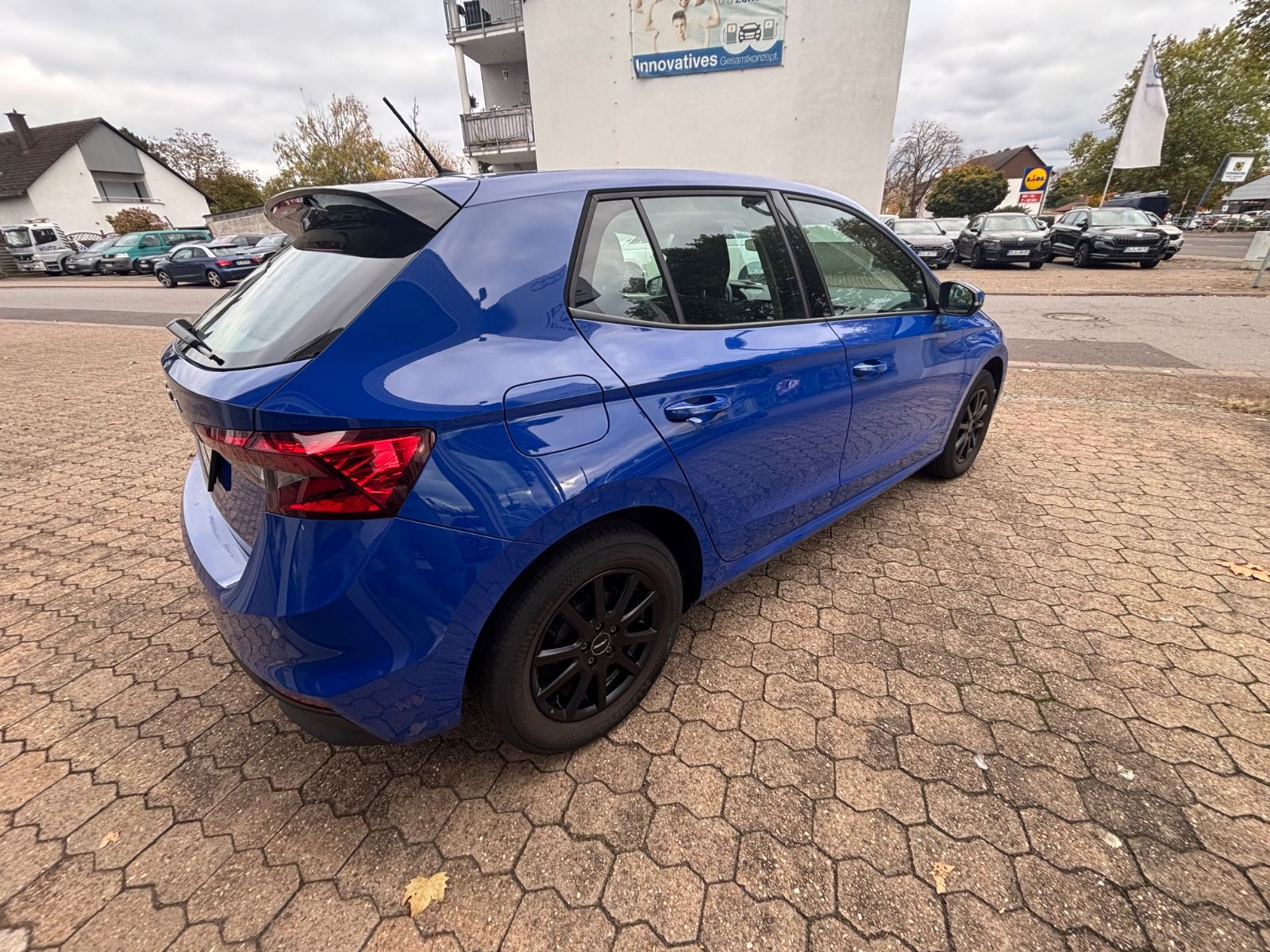 Fahrzeugabbildung SKODA Fabia 1.0 TSI ACC