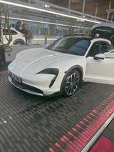 Porsche Taycan 4 Cross Turismo - - Porsche Taycan in Dortmund