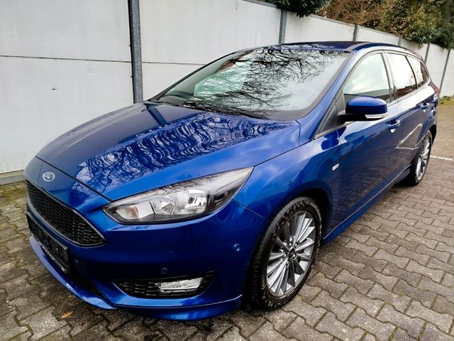 Ford Focus Turnier ST-Line AHK PDC