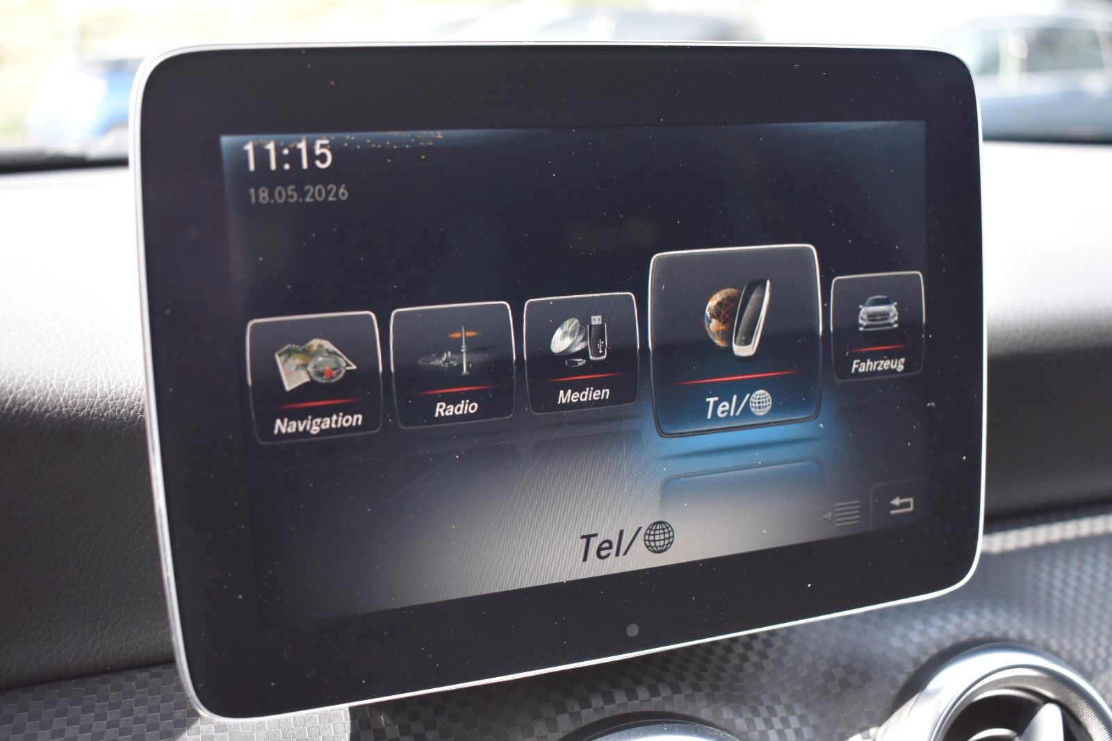 Fahrzeugabbildung Mercedes-Benz A 180 BlueEfficiency Urban Autom. Navi Kamera
