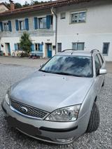 Ford Mondeo 2.0 Ghia Ghia - Ford Mondeo: Kombi, Ghia