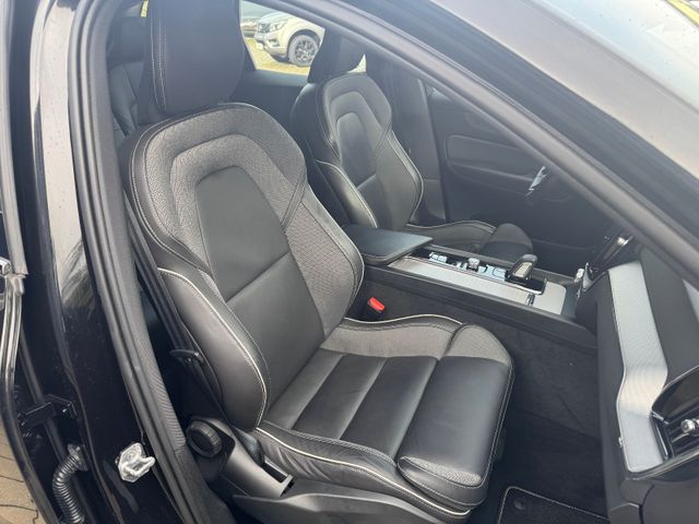 Volvo XC60 R Design Volvo XC60 R Design