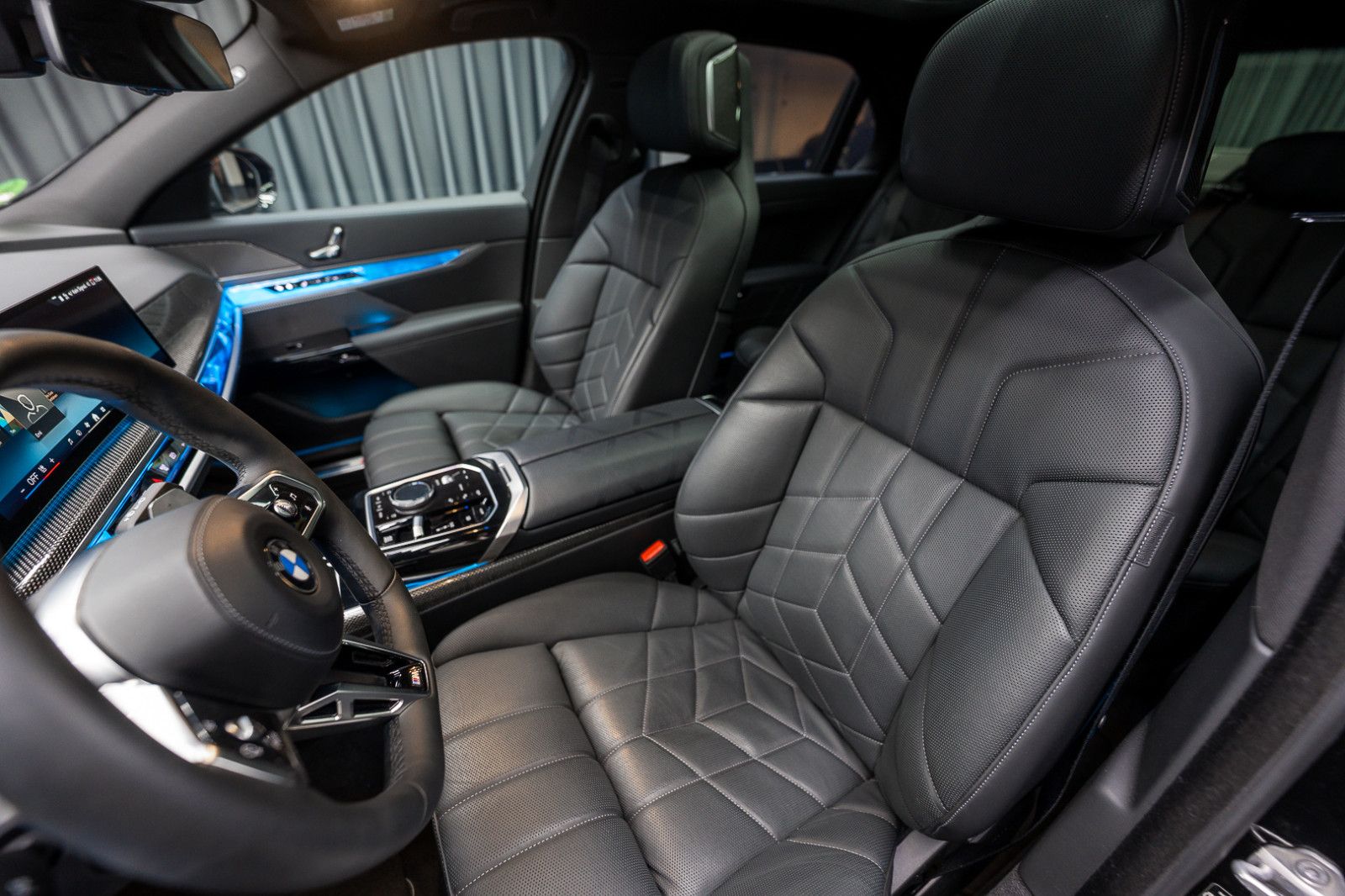 Fahrzeugabbildung BMW 740d xDrive *Sportpaket Pro*Carbon*Innovation