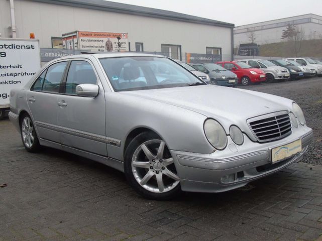 Mercedes-Benz E 320 CDI AVANTGARDE*NUR 164 TKM*2 HAND*HU 02-20