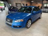 Audi A4 Lim. 2.0 TFSI qu. 2x S line Leder Navi+ Xenon - Audi A4 aus 2006: Line