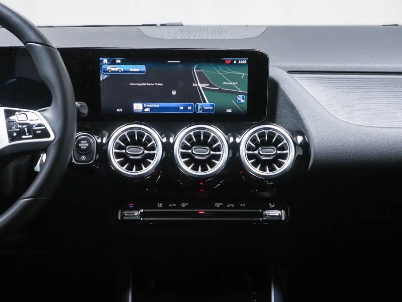 Fahrzeugabbildung Mercedes-Benz GLA 200 Progressive*Totwink*Memory*Kamera*LED*