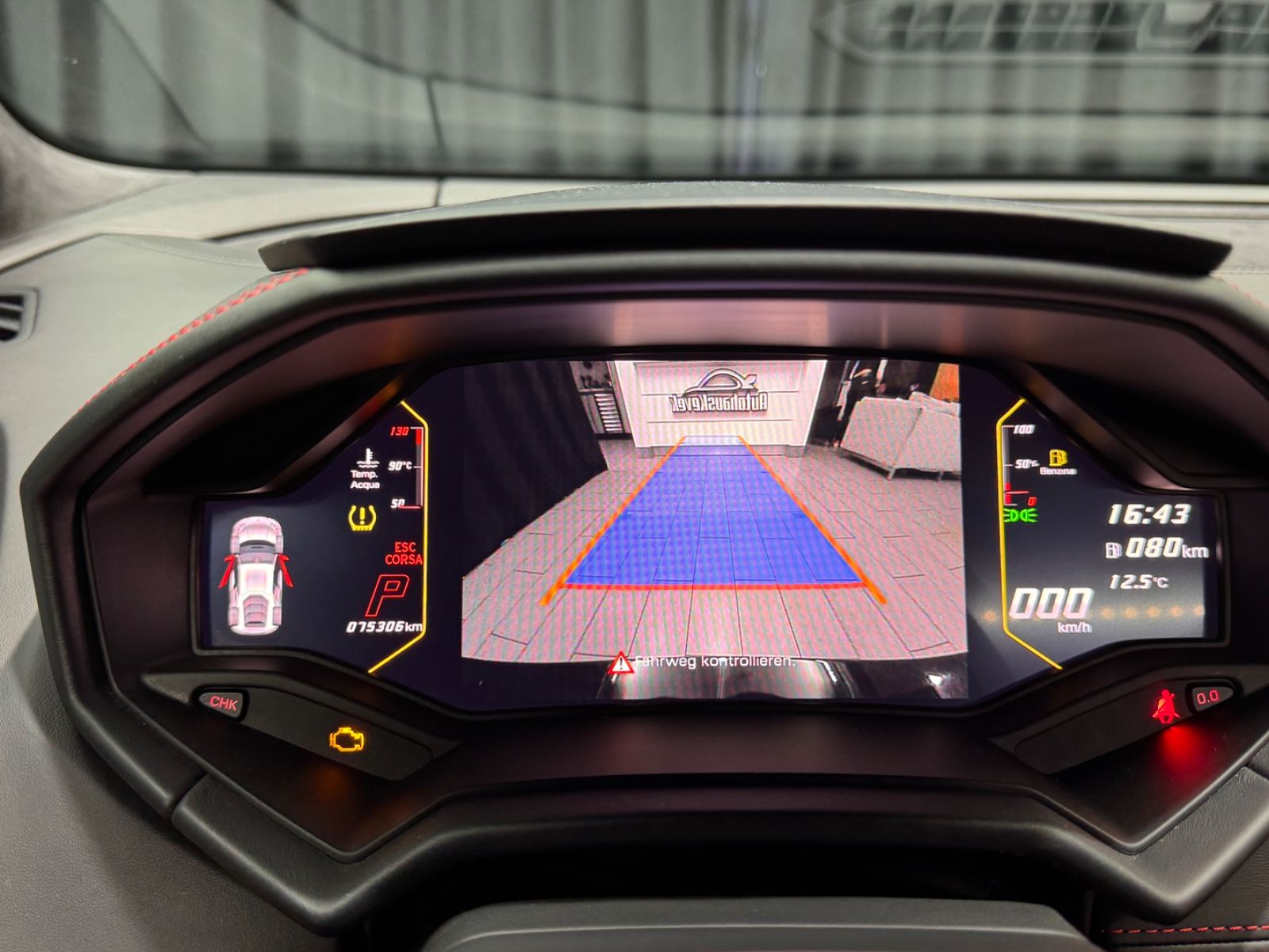 Fahrzeugabbildung Lamborghini Huracan EVO LP640|LIFT|SENSONUM|KAMERA|AD PERSON