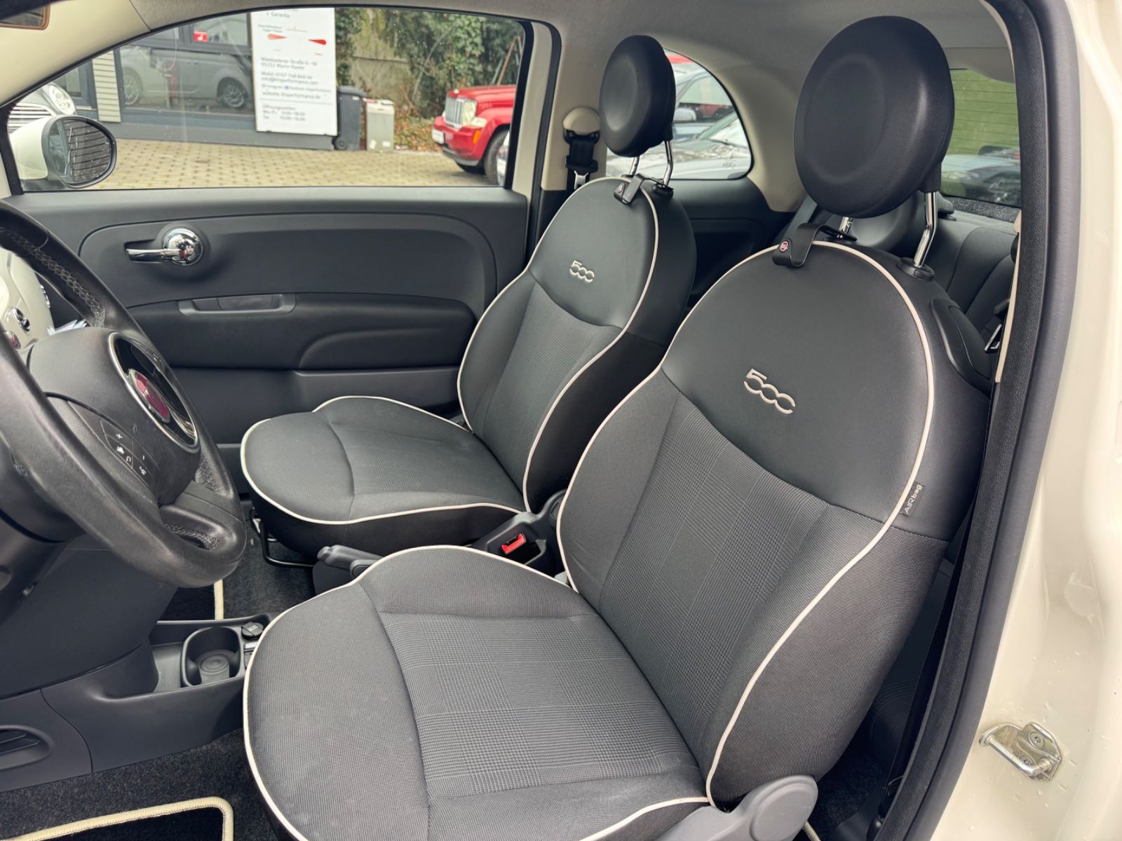 Fahrzeugabbildung Fiat 500 Lounge