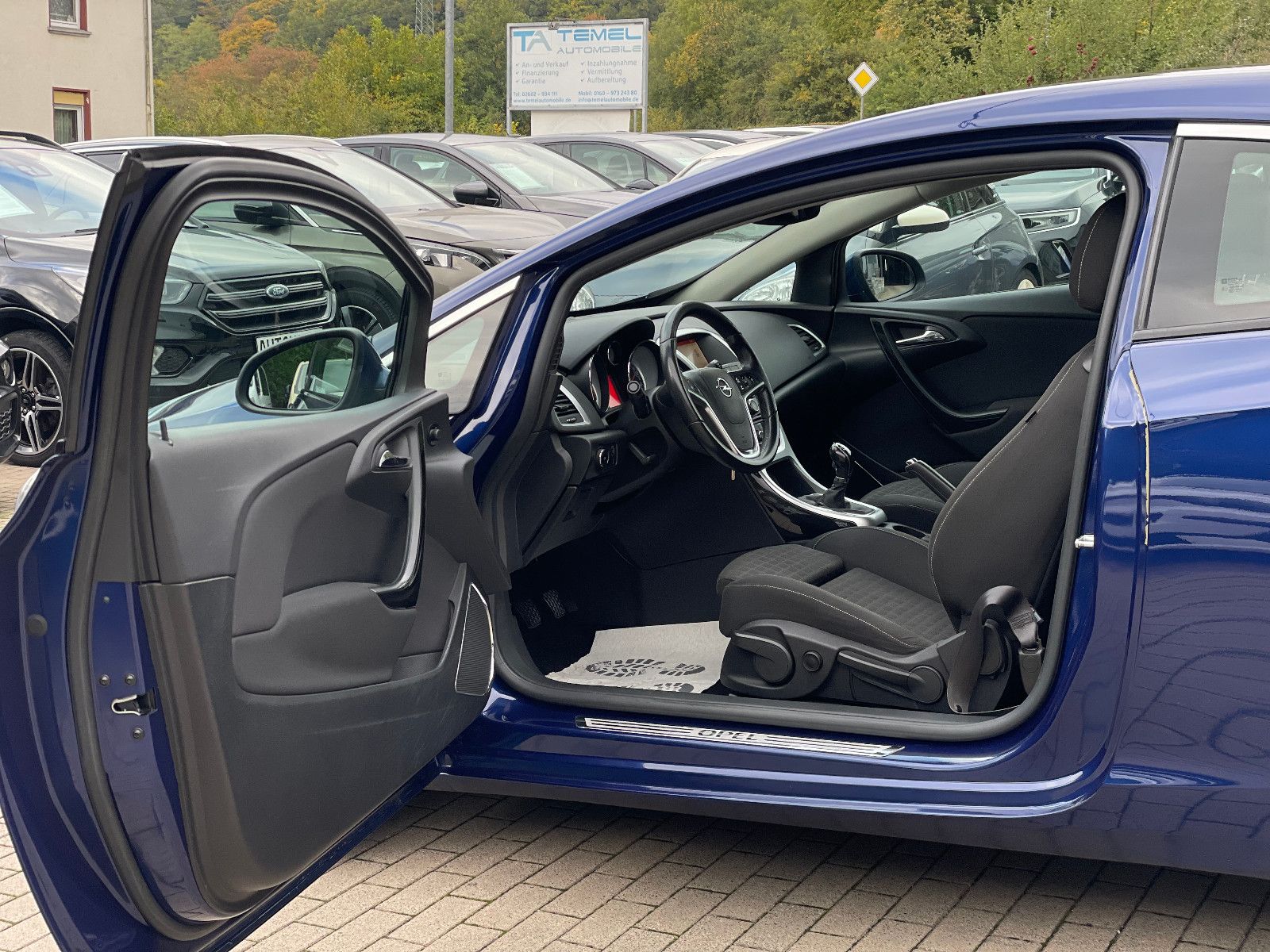 OPEL Astra, 2014, Benzin, 200 PS