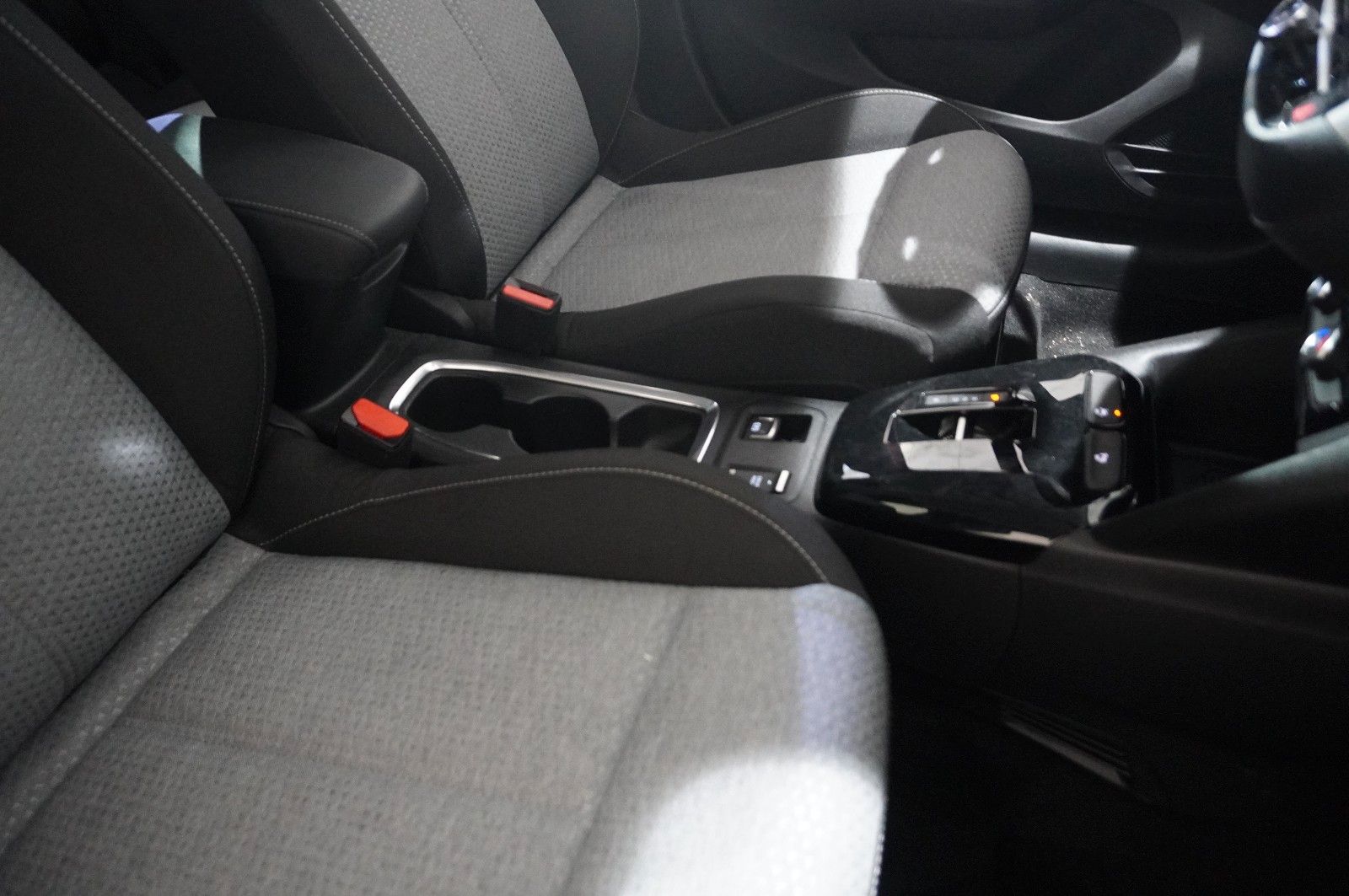 Fahrzeugabbildung Opel Corsa-e F FACELIFT 3-PHASIG NAVI/LED/SHZ/11KW