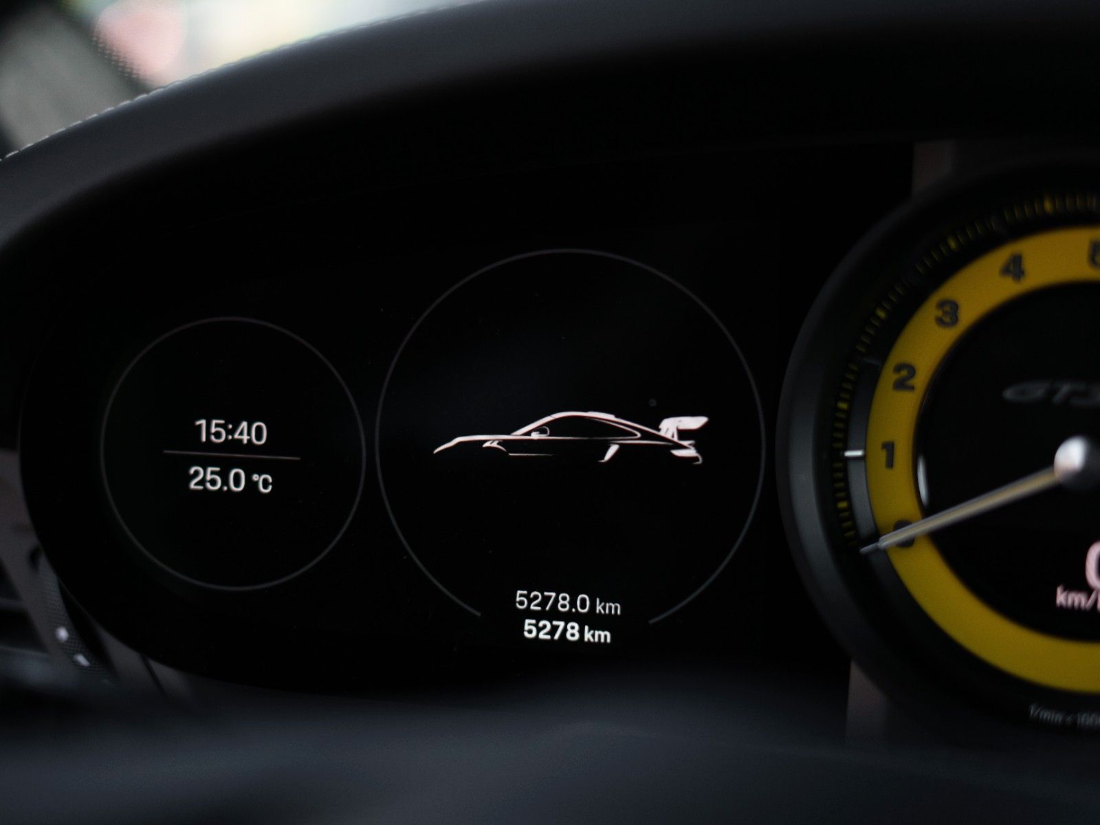 Fahrzeugabbildung Porsche 992 GT3 RS *NEIDFAKTOR* Carbon