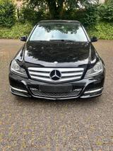 Mercedes-Benz w204 C180 - Mercedes-Benz C-Klasse: W204