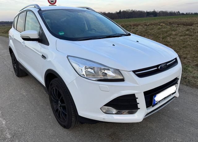 Ford Kuga Trend *PDC *SHZ *17"Alu *AHK *EURO6 usw..