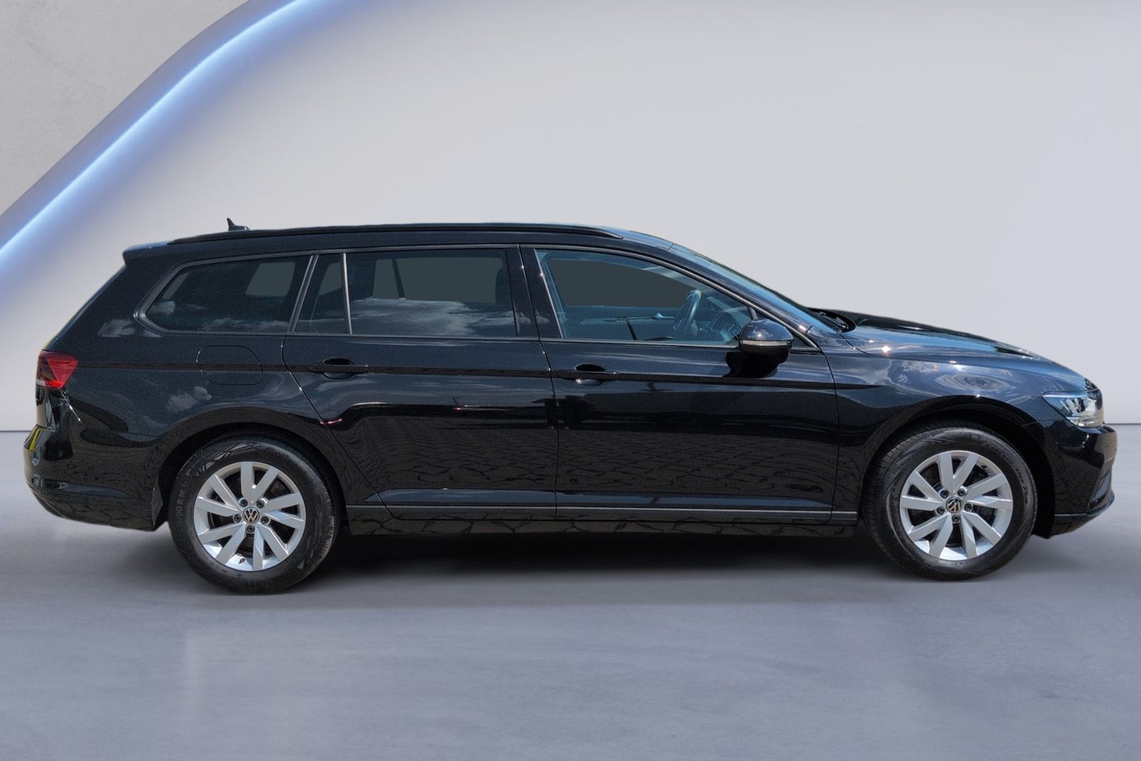 Passat Variant 1.5 TSI KLIMA+AHK+SHZ+LED+GRA