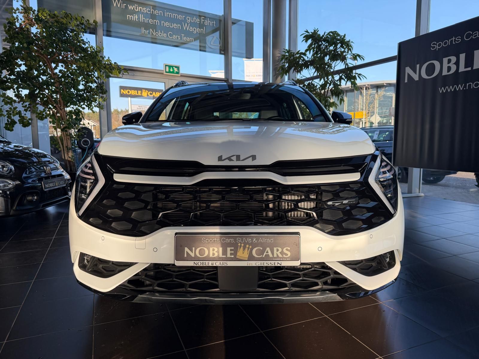 Fahrzeugabbildung Kia Sportage GT-Line 4WD AHK PANO 360° H/K LEDER 19"