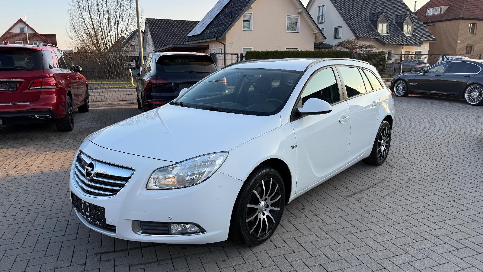 Opel Insignia A Sports Tourer 2.0 CDTi Selection-AHK