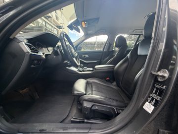 BMW 320 - 4