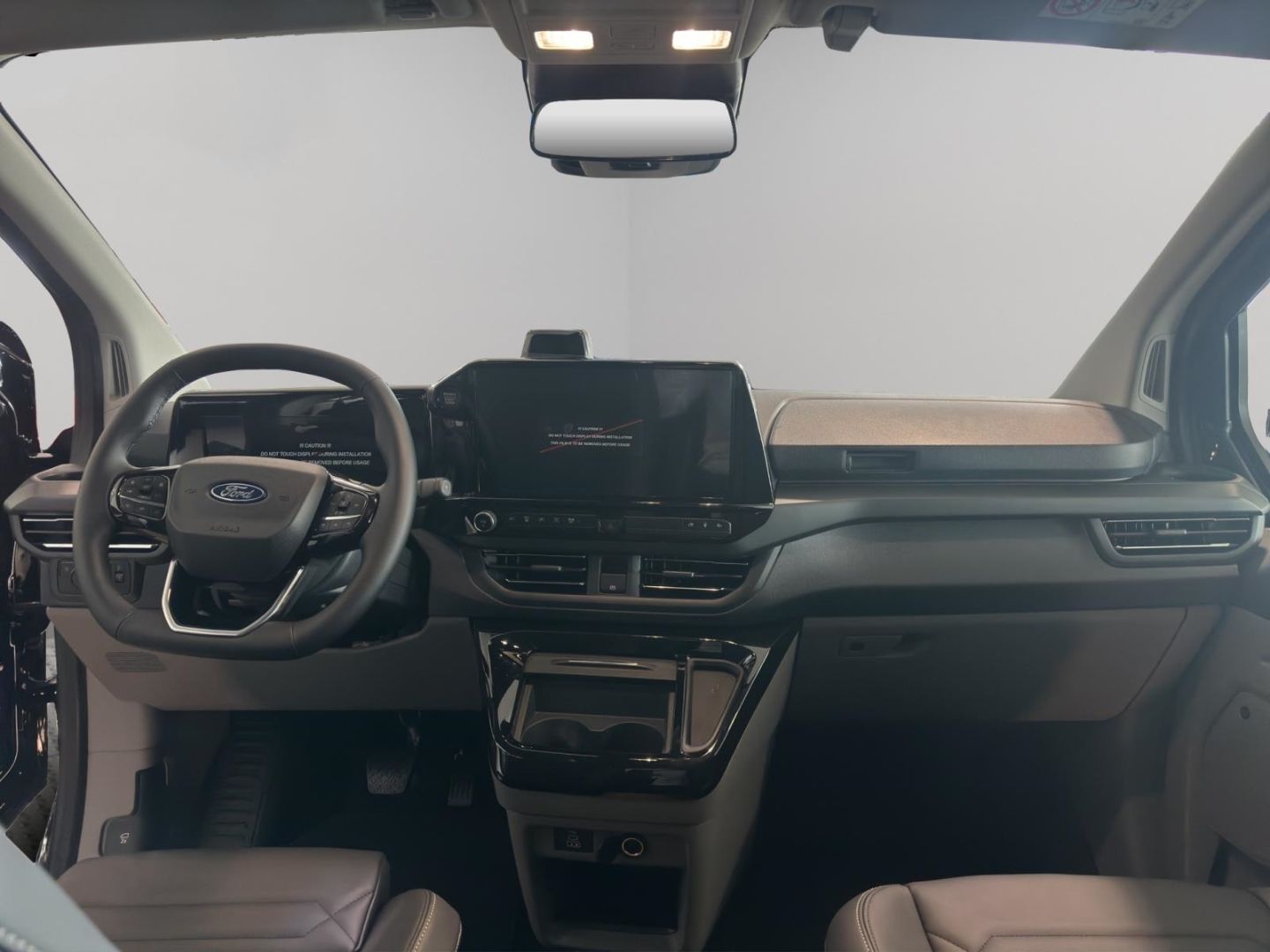 Fahrzeugabbildung Ford Tourneo Custom Bus Plug-in Hybrid 340 L1 Titaniu