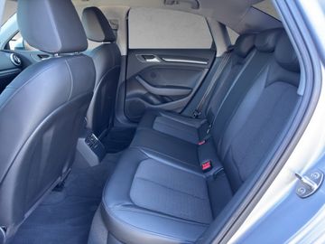 Audi A3 1.4 TFSI design *AHK*LED*NAV*PDC*SHZ* NAVI