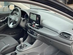 Fahrzeugabbildung Hyundai i30 1.0 T-GDI Edition 30+ *Navi*CarPlay*CAM*LED*