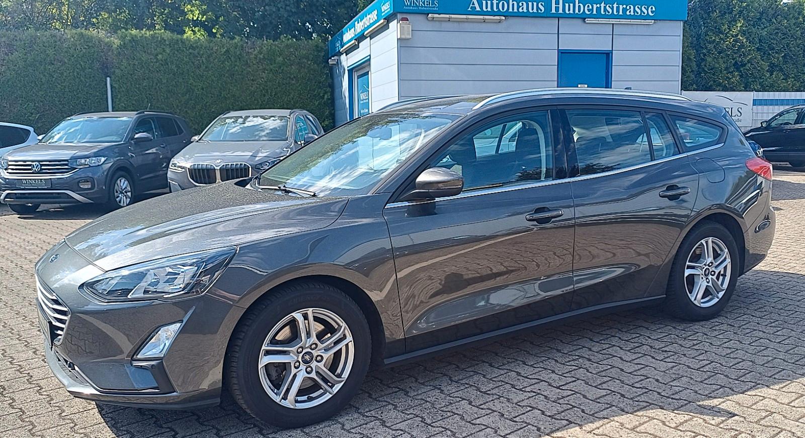 Ford Focus Cool&Connect 8Gang-Klimaaut-Navi-Alu-SH