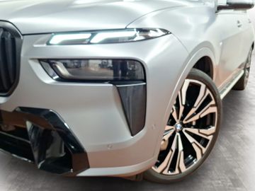 BMW X7 - 8