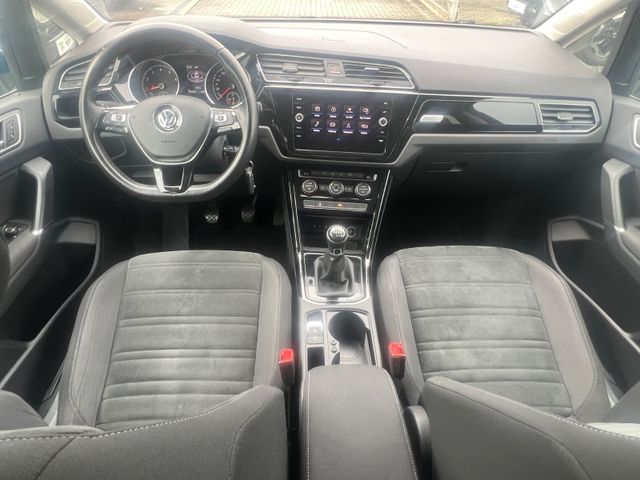 Volkswagen Touran Highline BMT/Start-Stopp 7 SITZE