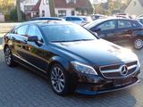 Mercedes-Benz CLS 400 8 fach bereift... - mit Benzin-Antrieb: Sportwagen, 8.4