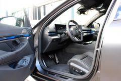 BMW M5/ BOWERS&WILKINS/ LED/ FROZEN BLACK/ M DRIVE BMW M5/ BOWERS&WILKINS/ LED/ FROZEN BLACK/ M DRIVE