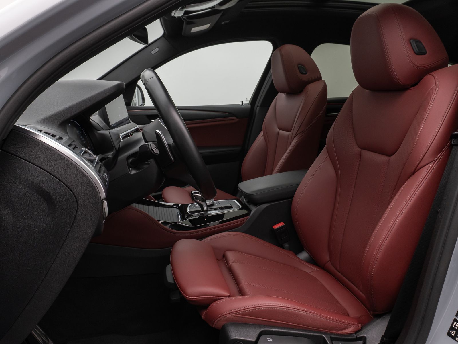 Fahrzeugabbildung BMW X4 xD30i M Sport Panorama 360°DAB H/K AHK Komfor