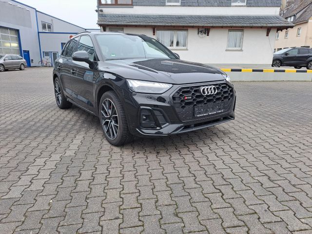 Audi SQ5 AHK+Panorama+Matrix+Leder