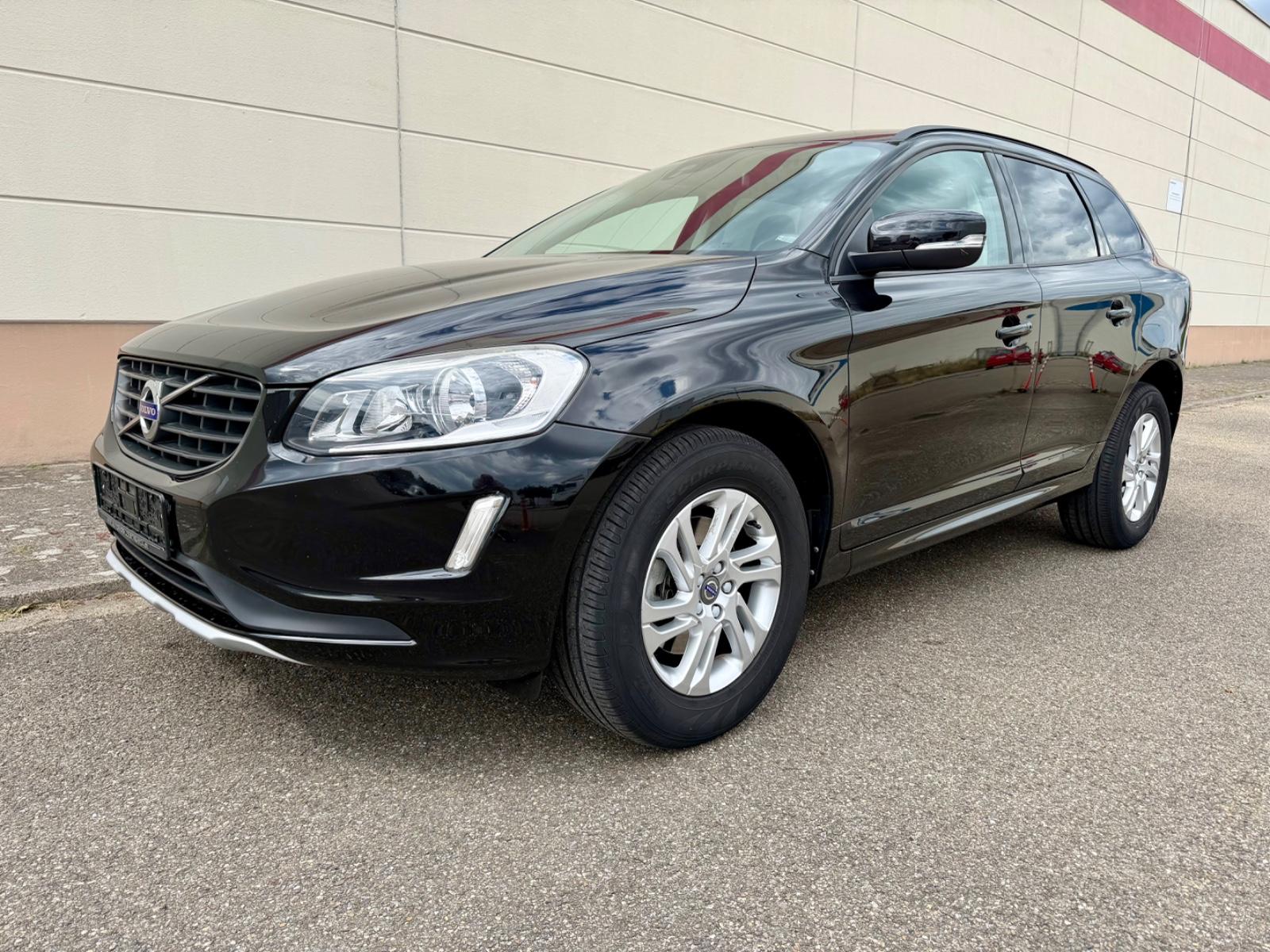 Volvo XC60 D3 - NAVI +  LEDER + SHZ