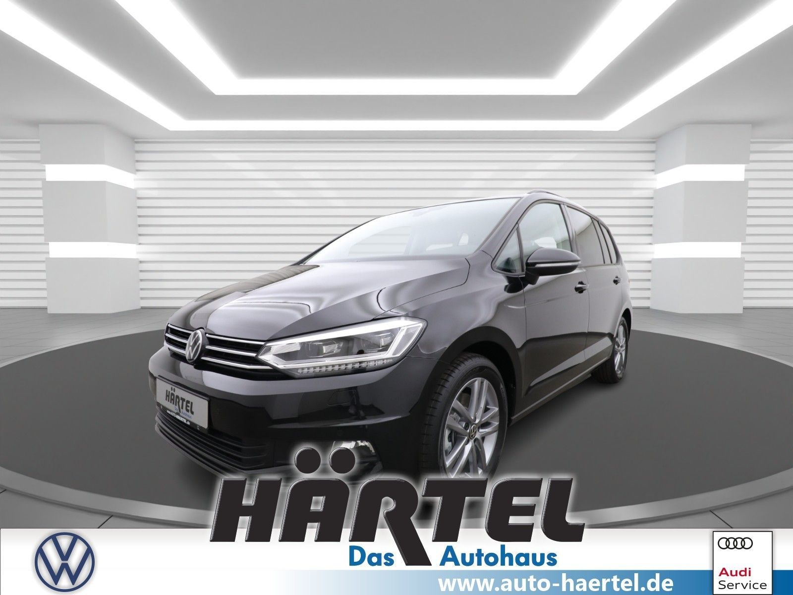 Volkswagen TOURAN COMFORTLINE 1.5 TSI DSG 7-SITZER Navi LED