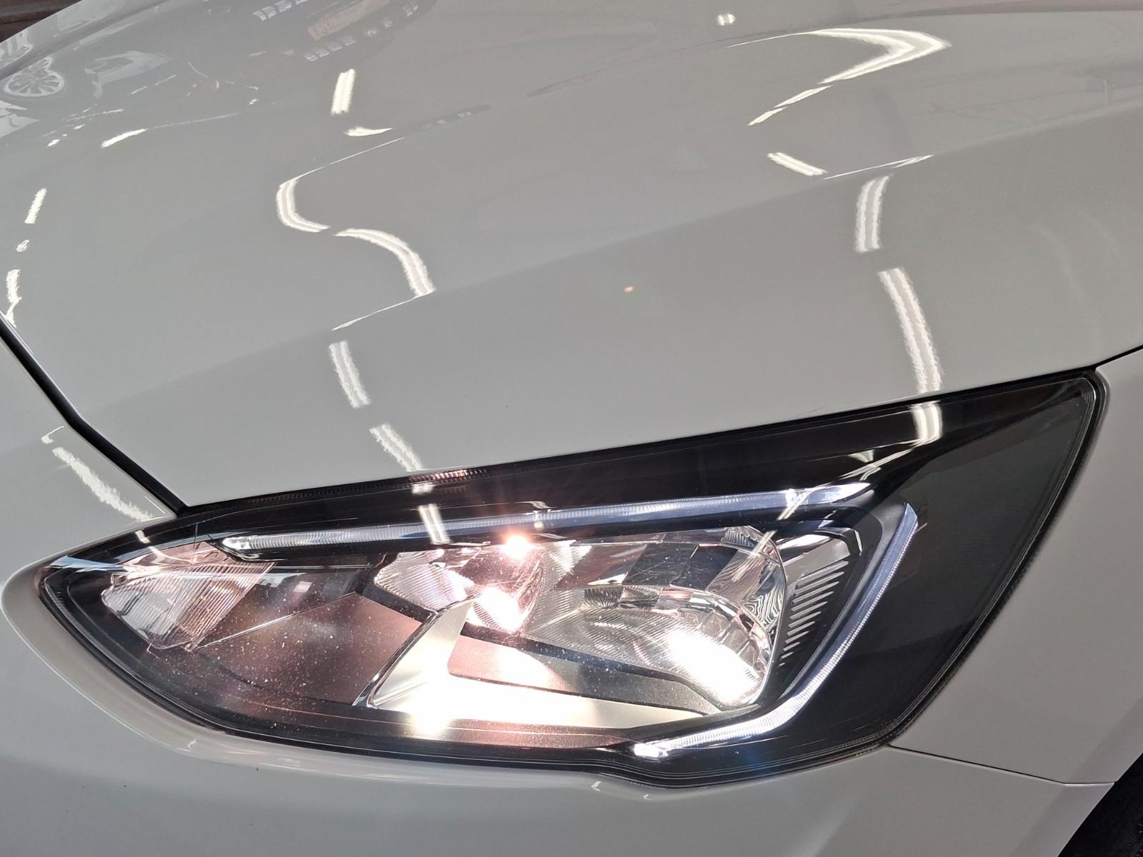 Ford Focus Turnier 2.0 Titanium,Navi,LED,Tempo,Kamera