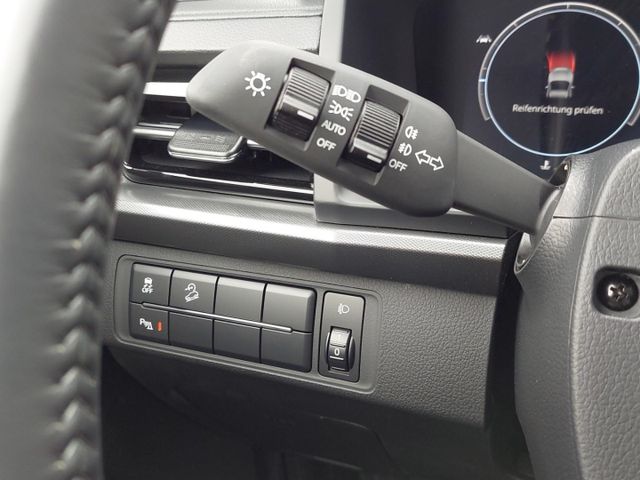 KGM Musso Grand Black 2.2 AT Navi°Leder° Sperrdiff°A