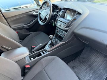 Ford Focus - 6