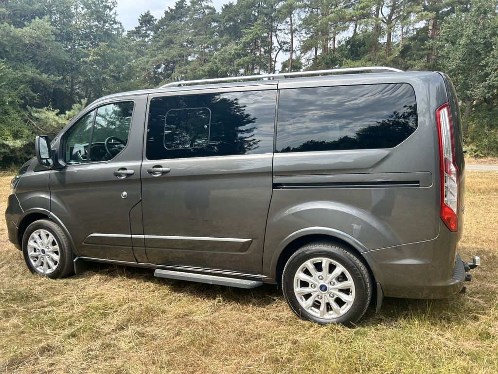 Image of Ford Tourneo Custom