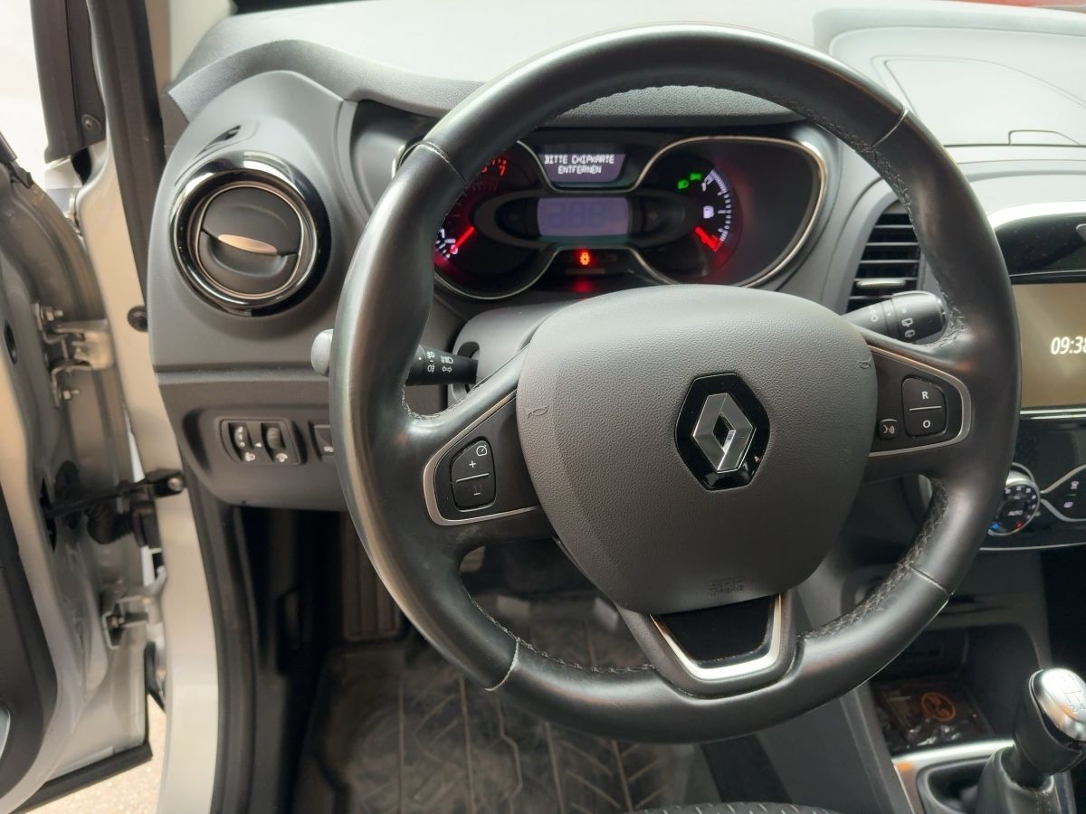 Fahrzeugabbildung Renault Captur Intens TCe 90 Navi RLink