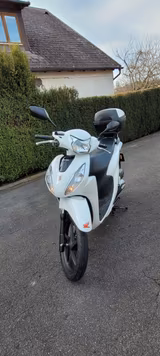 Honda Vision 110  TOP  Zustand  1. Hand  unfallfrei - HONDA VISION 110