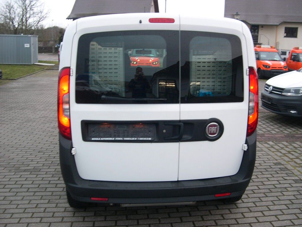 Fahrzeugabbildung Fiat Doblo Kasten CNG+Klima+Regaleinbau