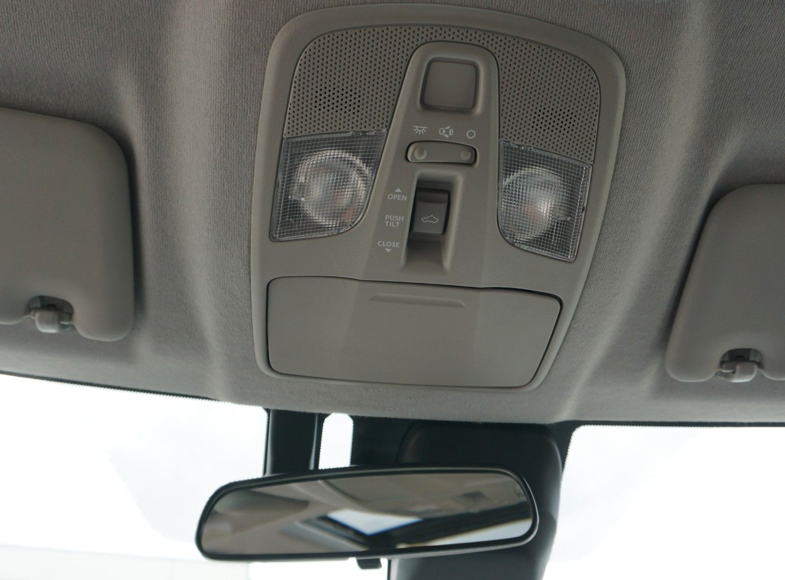 Fahrzeugabbildung Suzuki Vitara 1.4 Mild-Hybrid Comfort+ 4x4, Navi, LED