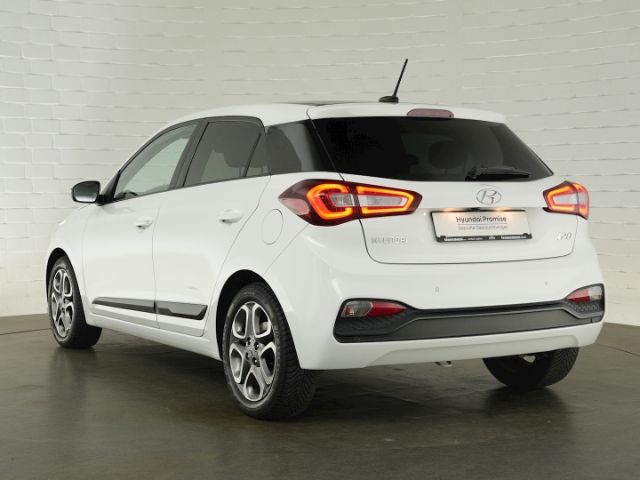 i20 STYLE+NAVI+RÜCKFAHRKAMERA+SCHIEBEDACH+SITZ-/