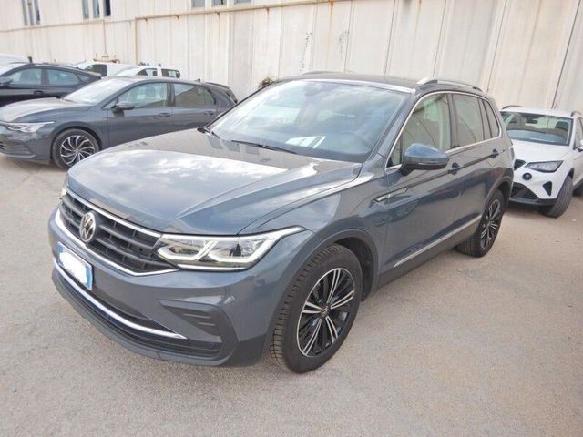 Volkswagen Tiguan 2.0 TDI SCR Life (VIRTUAL COCK