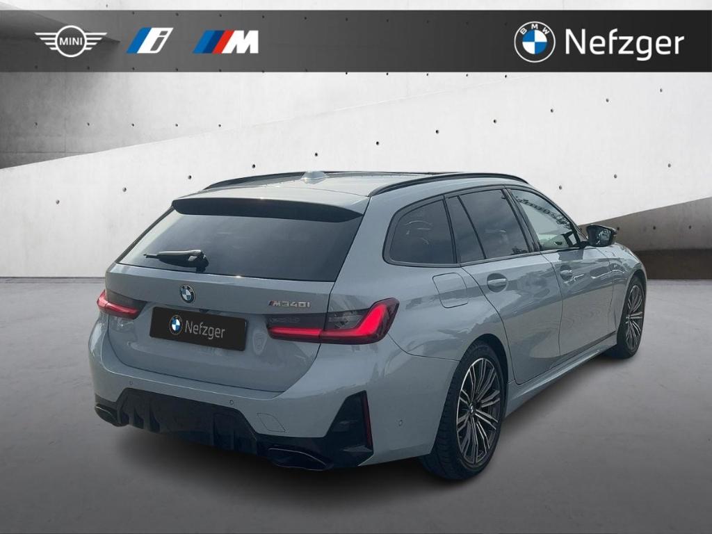 BMW M340i xDrive Touring Panorama Harman/Kadron LED